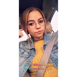 Meet your Posher, Ciara